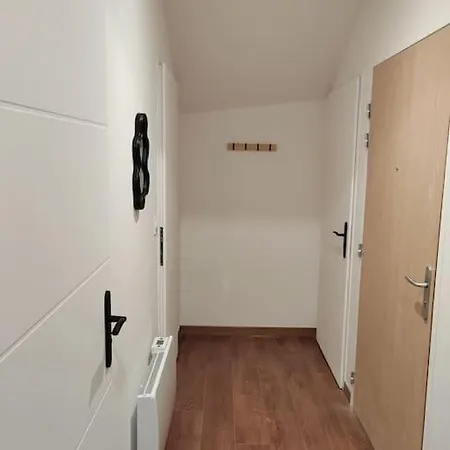 Calabasas - Neuf Apartment
